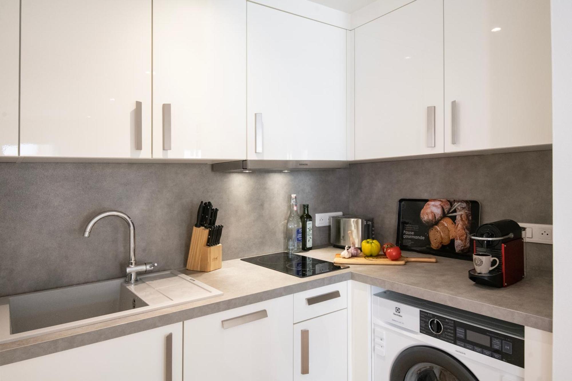 Appartements French Riviera Confidential Centre Ville Juan Les Pins Proche Des Plages Room photo